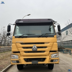 HOWO DUMP TRUCK